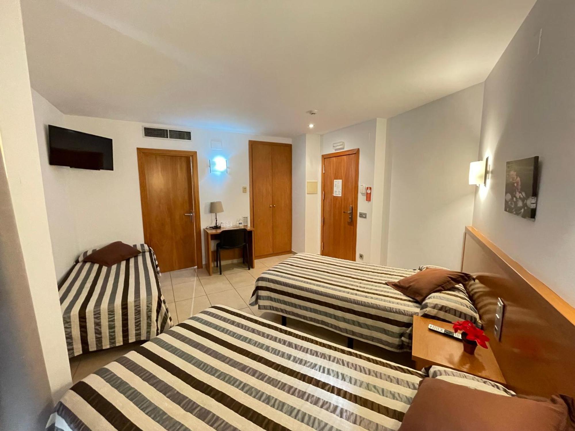Hotel Avenida El Morell Luaran gambar