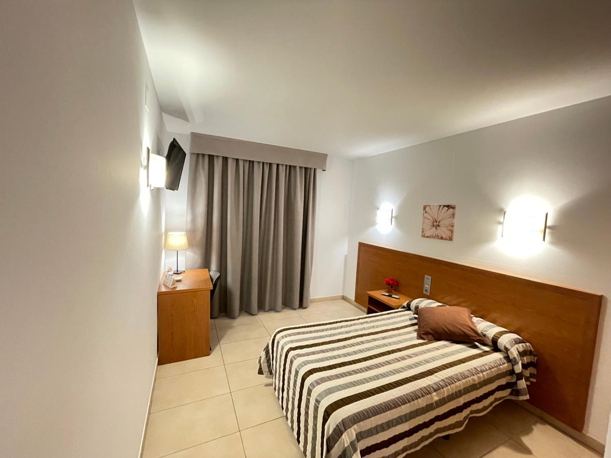 Hotel Avenida El Morell Luaran gambar